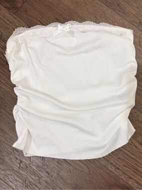 White Lace-Trim tube top